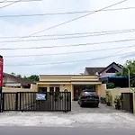Reddoorz @ Medan Johor 2